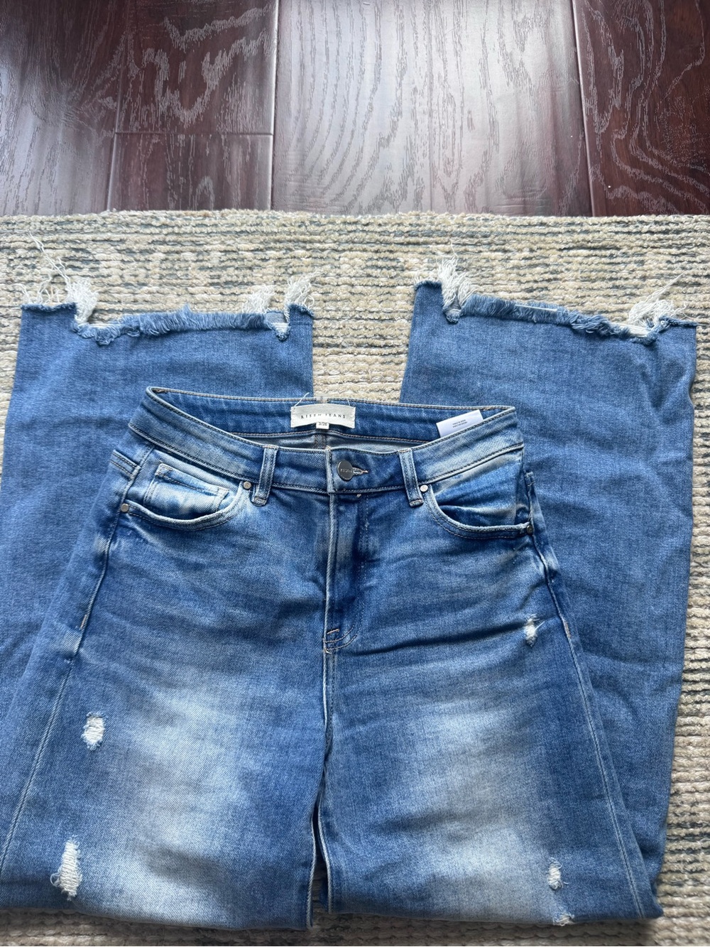 Risen Jeans